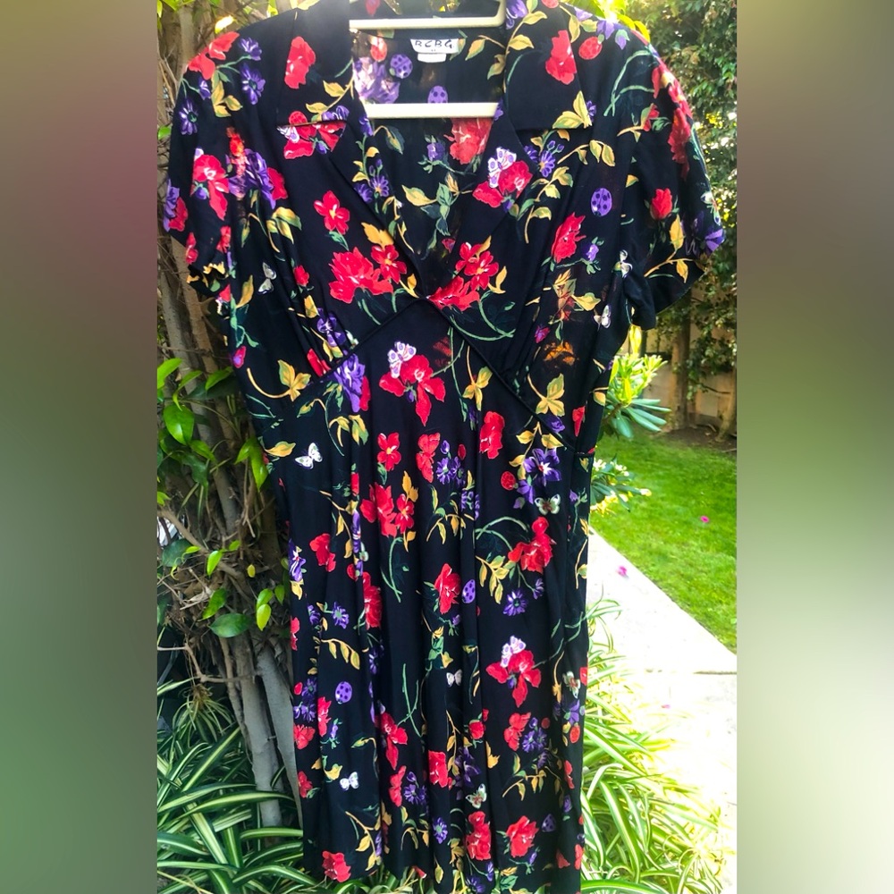 🤩 💗 *VINTAGE* BCBG 1940’s-esque SWING DANCE BLK FLOWERED DRESS! 🎊